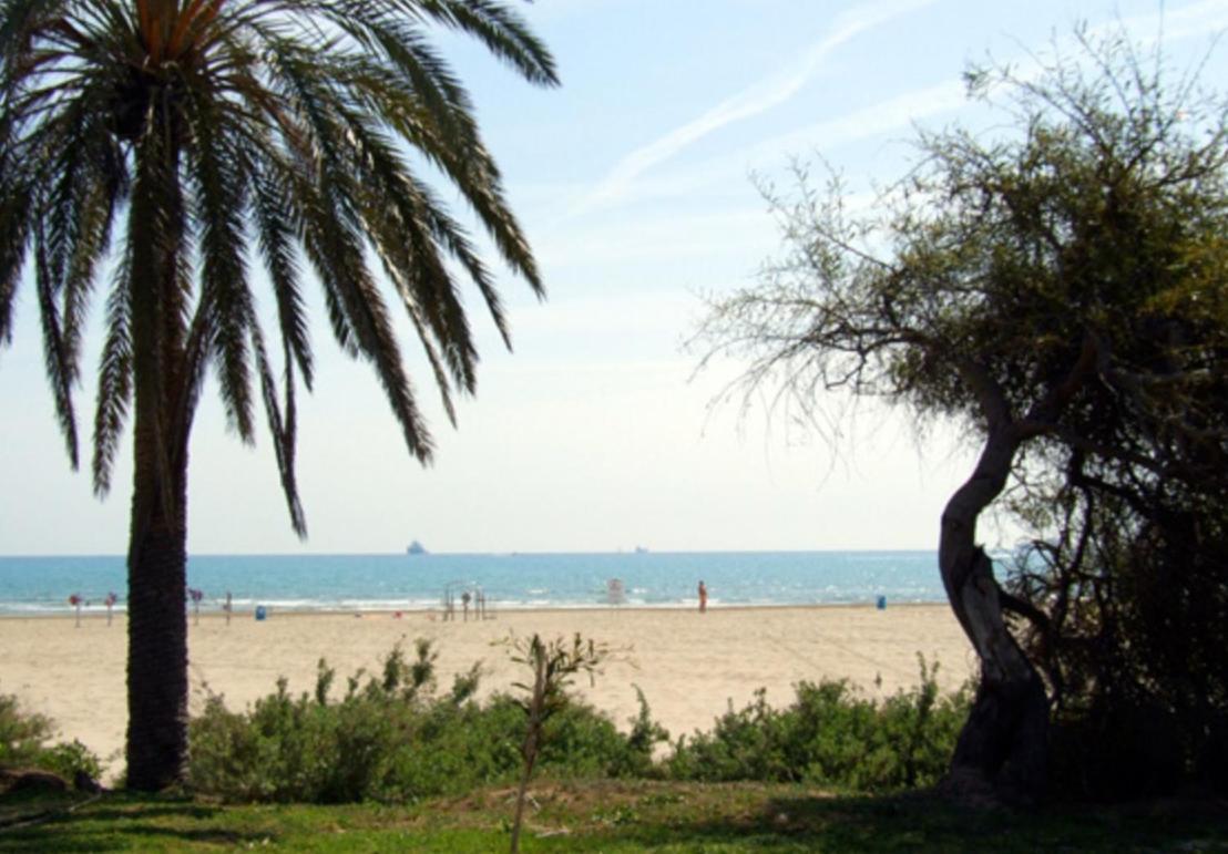 Una Isla En La Ciudad Castellon de la Plana Ngoại thất bức ảnh