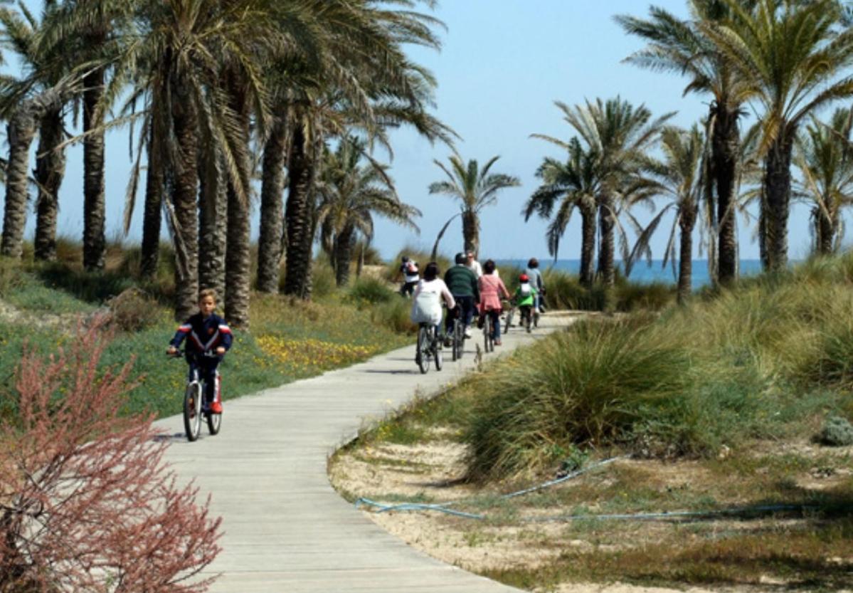 Una Isla En La Ciudad Castellon de la Plana Ngoại thất bức ảnh
